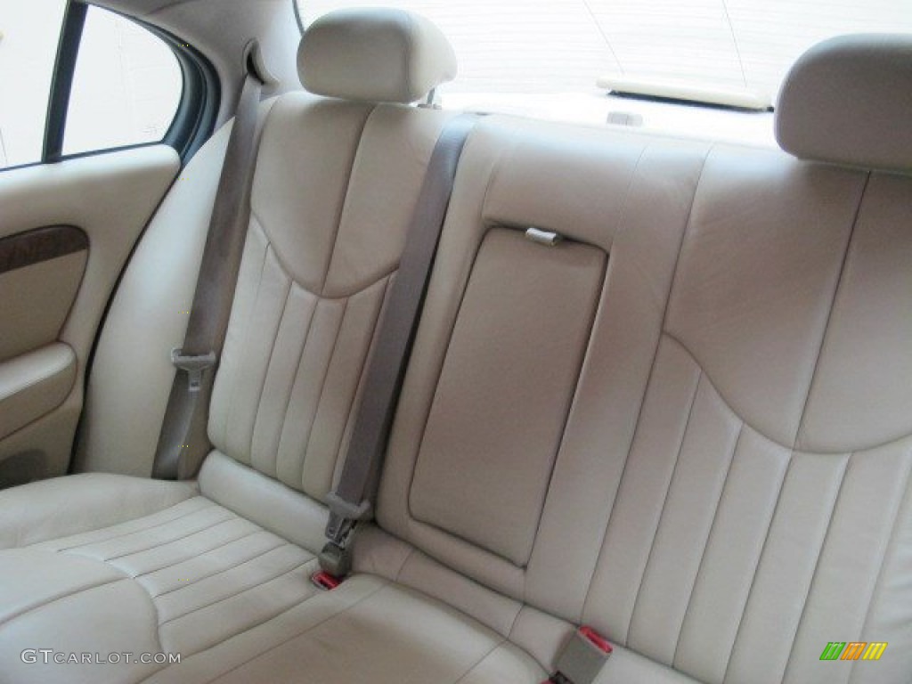 2000 S-Type 4.0 - Spindrift White / Cashmere photo #20
