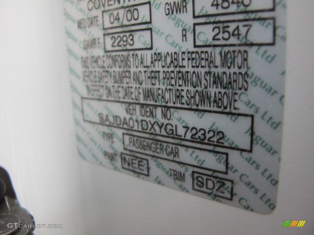 2000 S-Type 4.0 - Spindrift White / Cashmere photo #41
