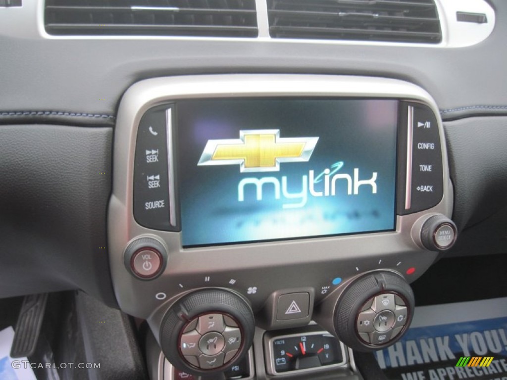 2014 Chevrolet Camaro SS/RS Convertible Controls Photo #95002474