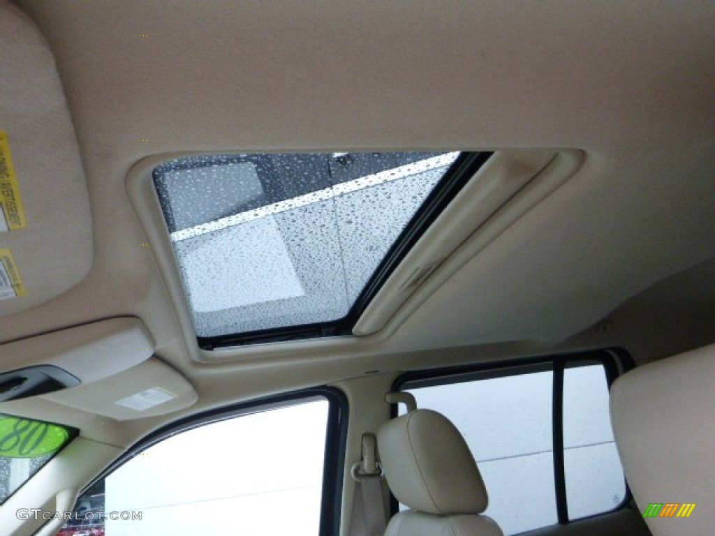 2008 Mountaineer Premier AWD - White Chocolate Tri Coat / Camel photo #20