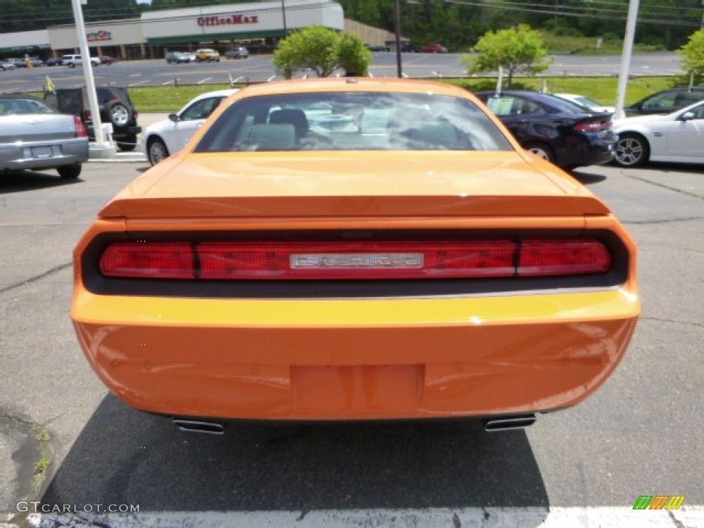 2014 Challenger R/T Classic - Header Orange / Dark Slate Gray photo #4
