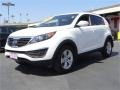 Clear White - Sportage LX Photo No. 6