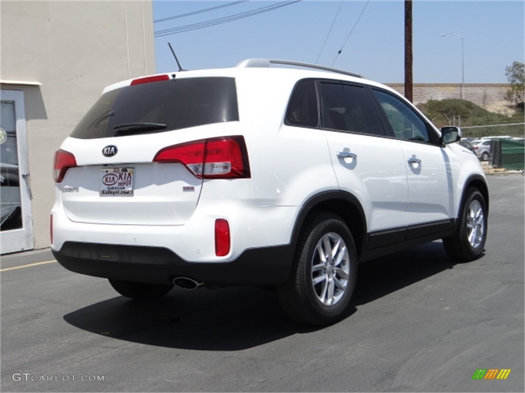 2015 Sorento LX - Snow White Pearl / Black photo #3