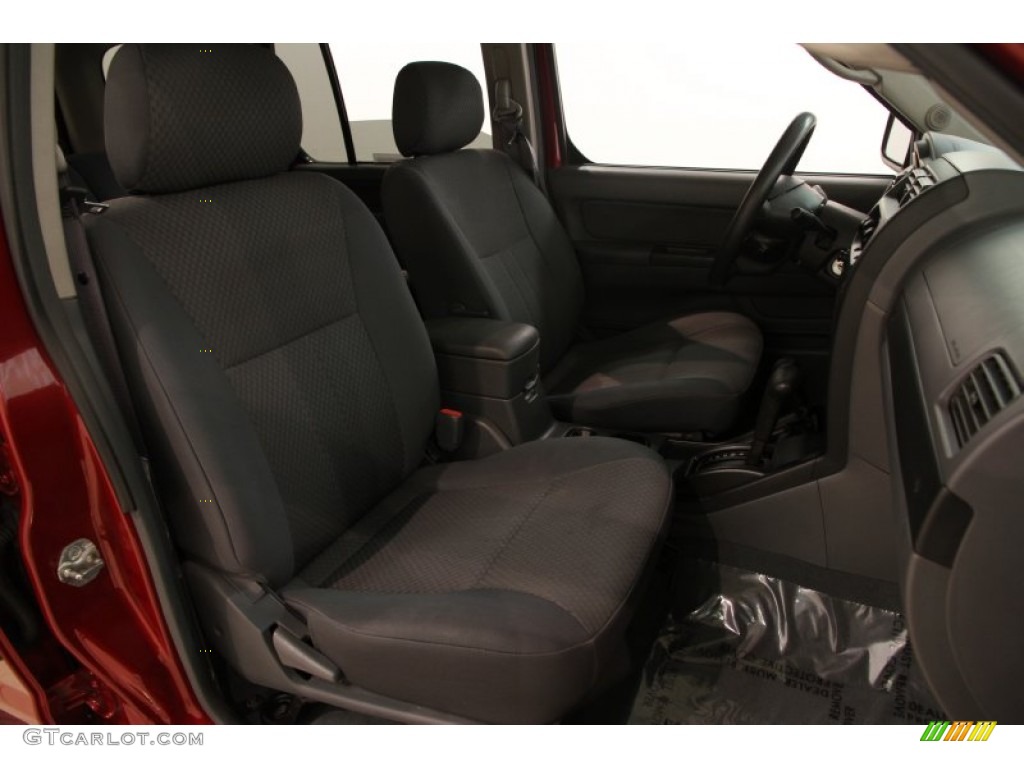2004 Xterra SE 4x4 - Thermal Red Metallic / Gray photo #8