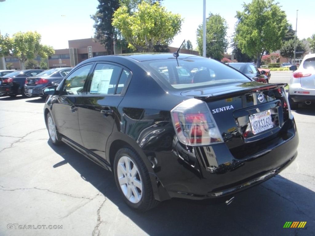 2011 Sentra 2.0 SR - Espresso Black / Charcoal photo #7