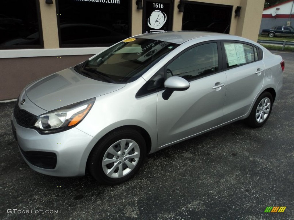 Bright Silver Kia Rio