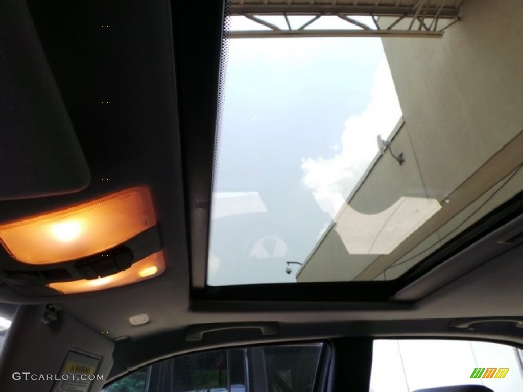 2002 Mercedes-Benz E 55 AMG Sedan Sunroof Photos