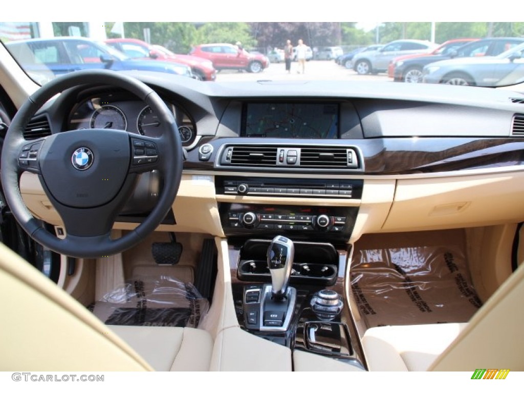2012 BMW 5 Series 528i xDrive Sedan Venetian Beige Dashboard Photo #95020111