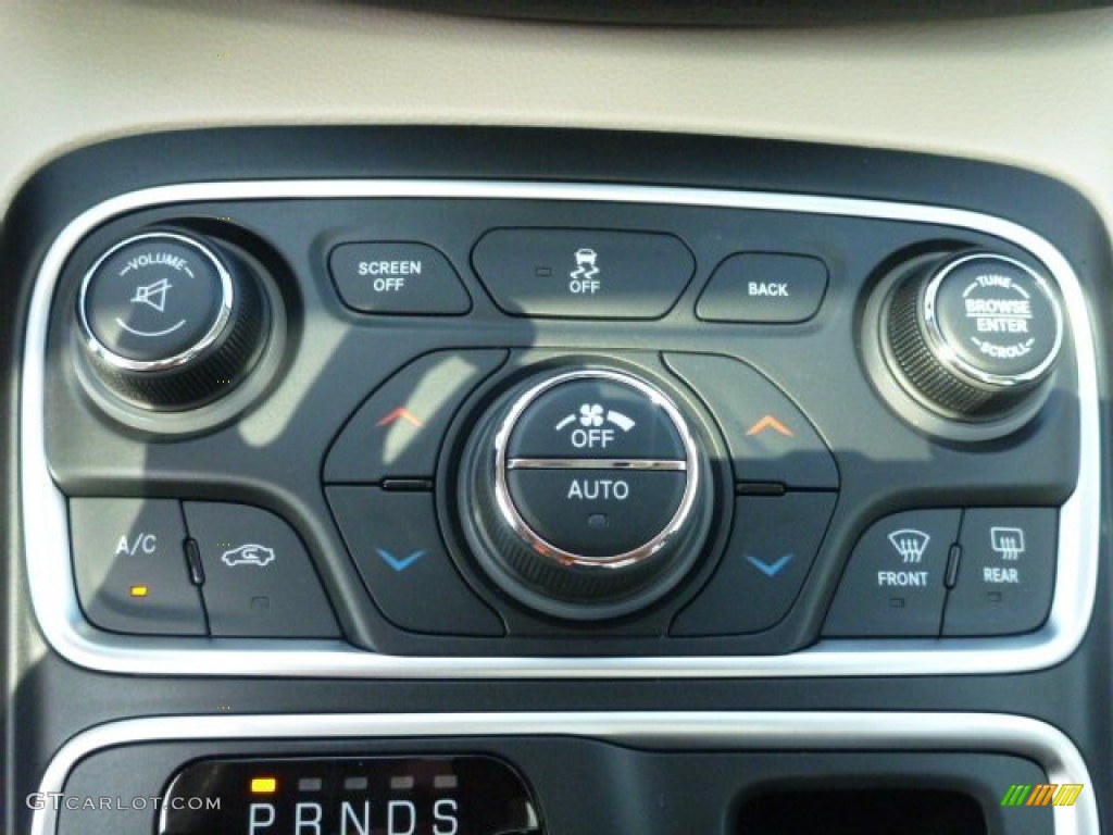 2015 Chrysler 200 C Controls Photo #95020414