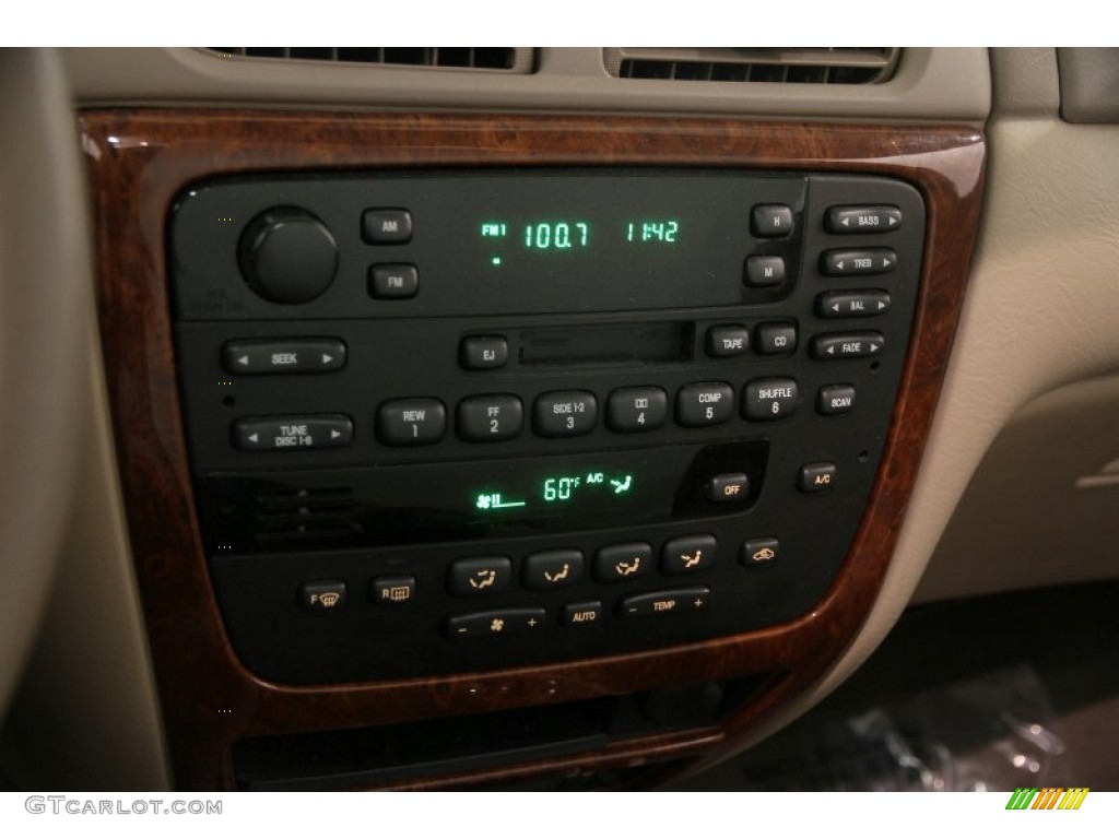 2004 Mercury Sable LS Premium Sedan Controls Photos