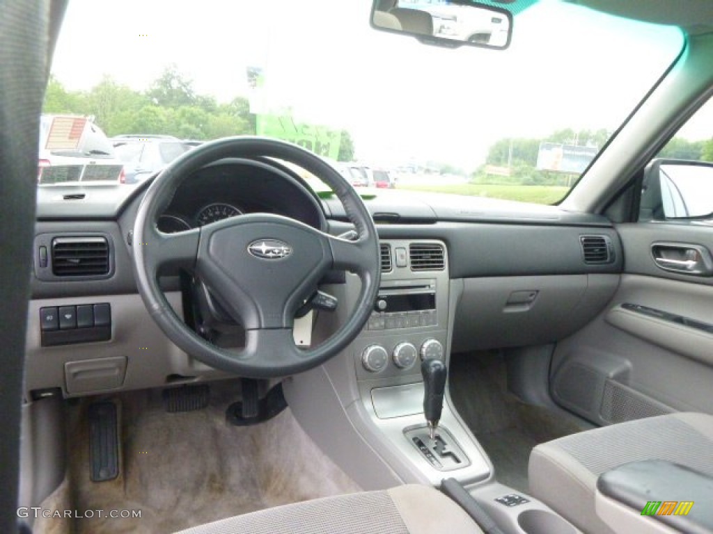 Graphite Gray Interior 2006 Subaru Forester 2.5 X Premium Photo #95027701