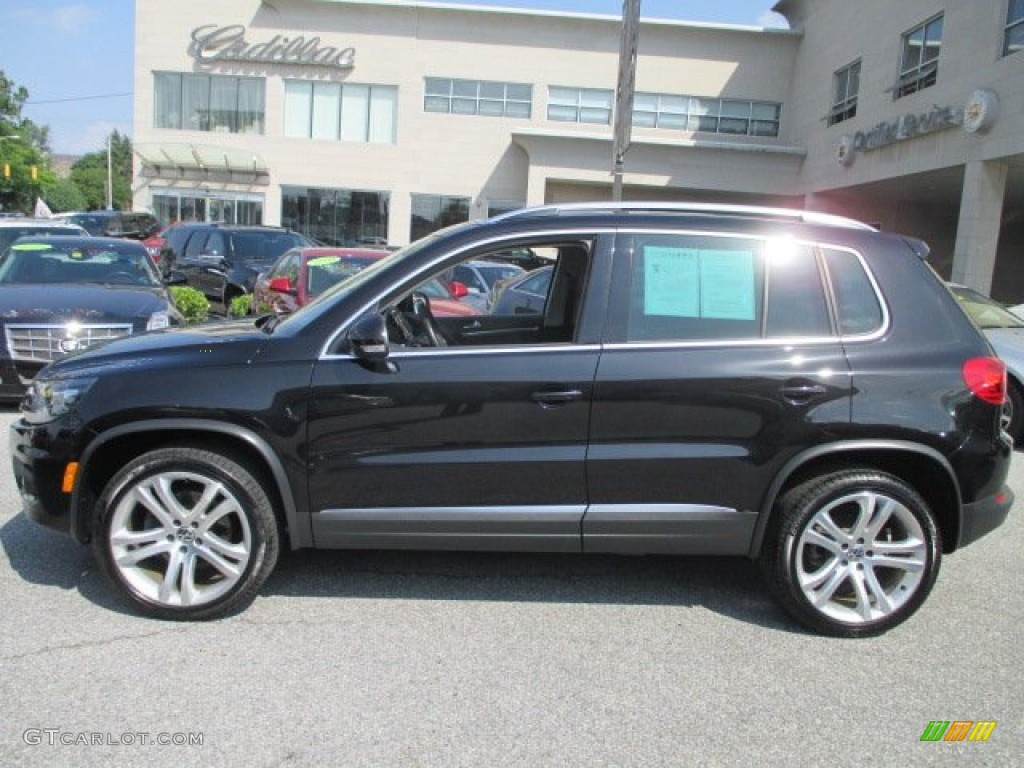 2012 Tiguan SE 4Motion - Deep Black Metallic / Black photo #3