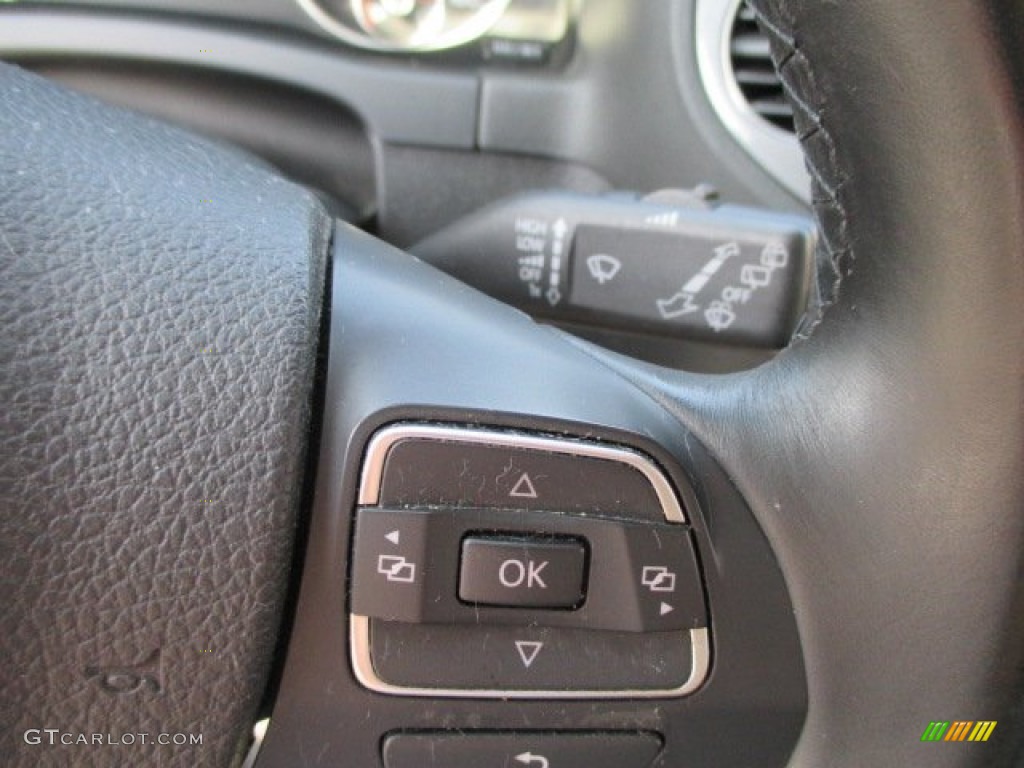 2012 Tiguan SE 4Motion - Deep Black Metallic / Black photo #35