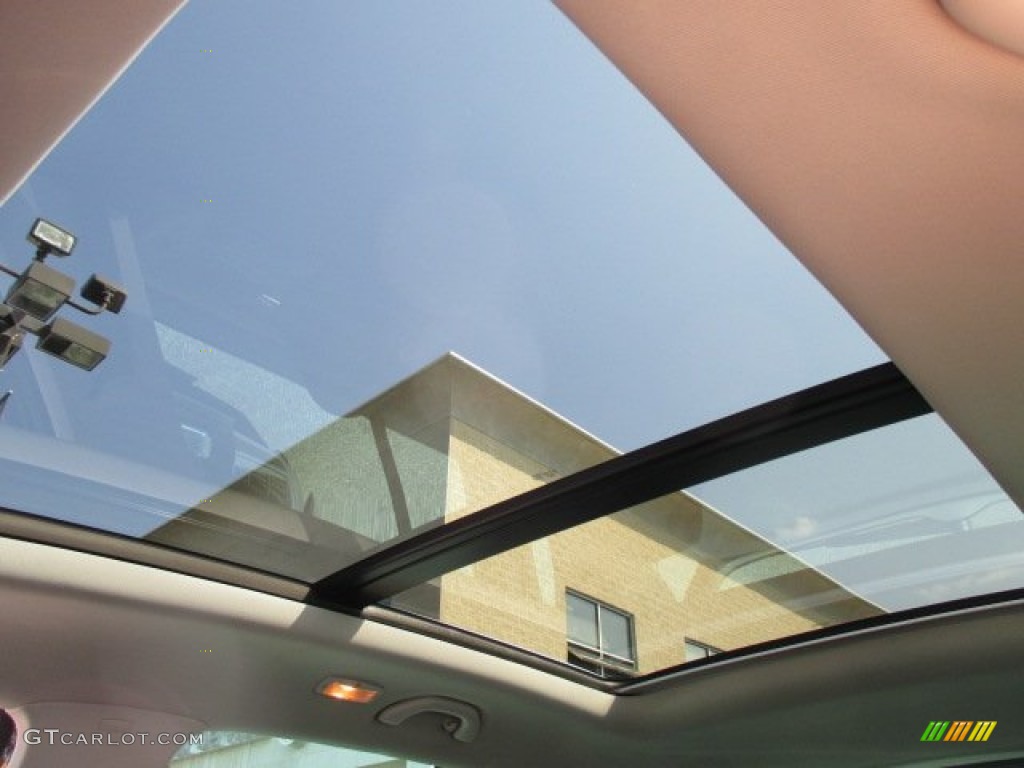 2012 Tiguan SE 4Motion - Deep Black Metallic / Black photo #37