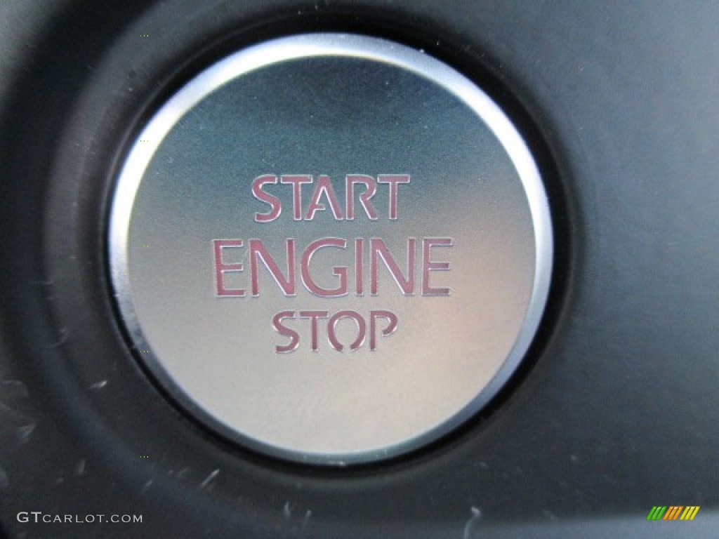 2012 Tiguan SE 4Motion - Deep Black Metallic / Black photo #42