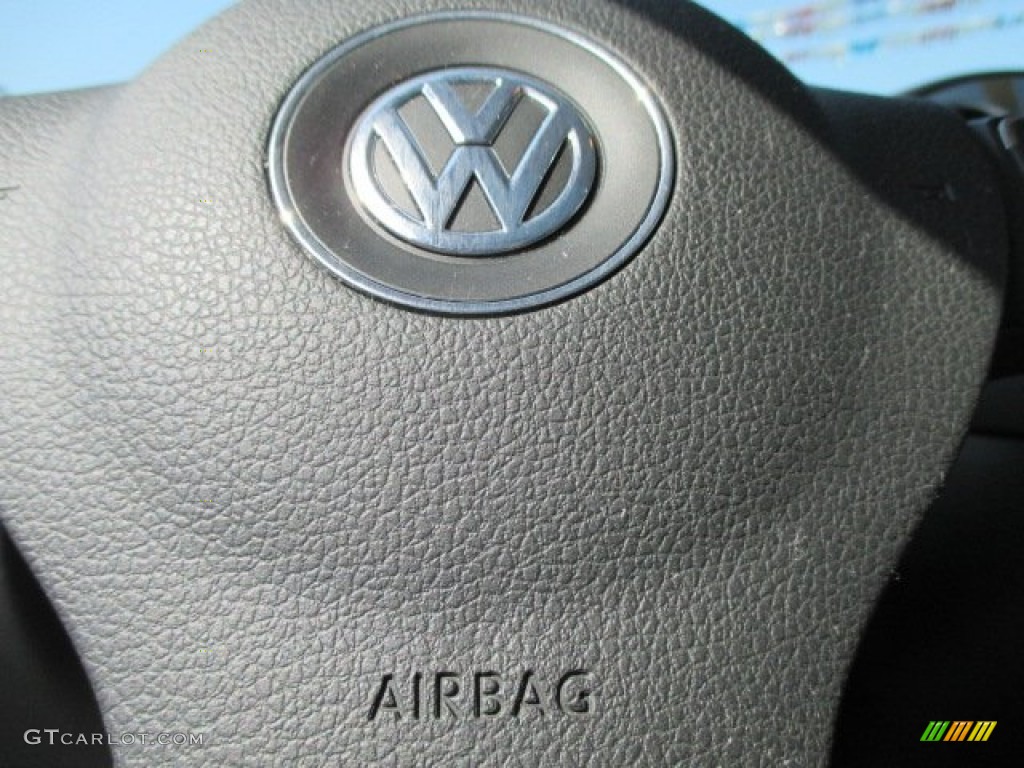 2012 Tiguan SE 4Motion - Deep Black Metallic / Black photo #44