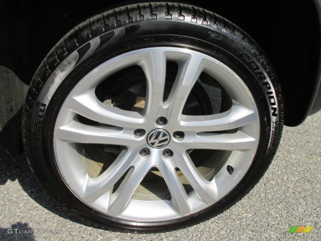 2012 Tiguan SE 4Motion - Deep Black Metallic / Black photo #51