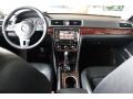 Black - Passat 2.5L SEL Photo No. 38