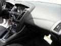 Ingot Silver - Focus Titanium Hatchback Photo No. 16