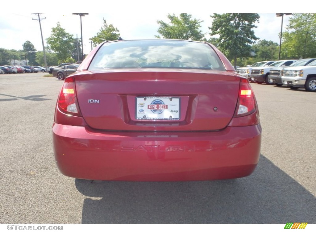 2006 ION 2 Sedan - Berry Red / Gray photo #6