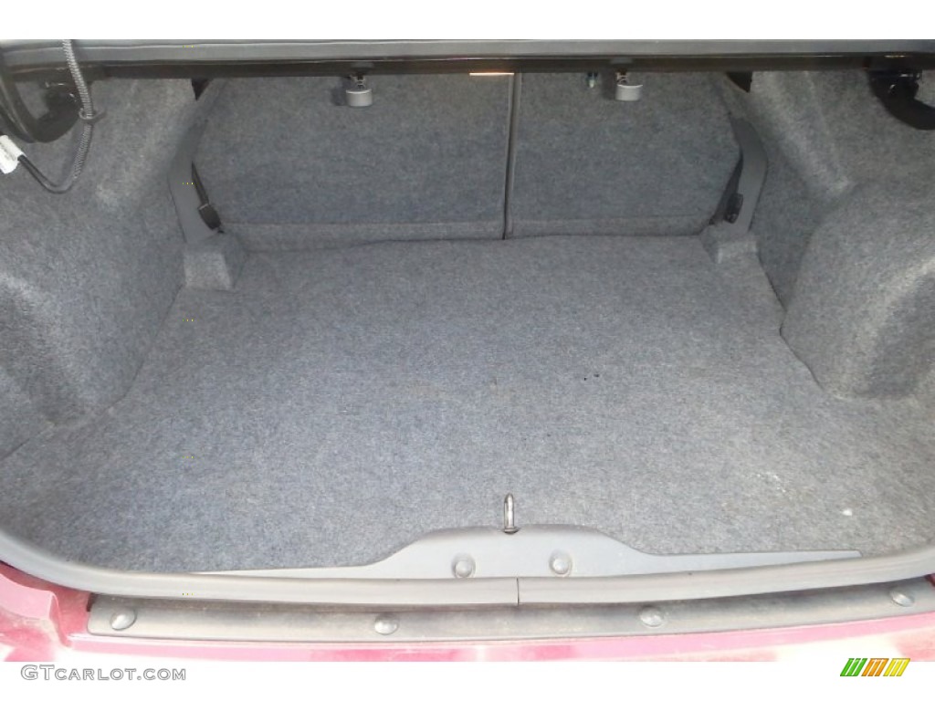 2006 ION 2 Sedan - Berry Red / Gray photo #21
