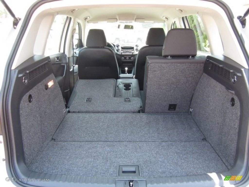 2012 Volkswagen Tiguan S 4Motion Trunk Photo #95039320