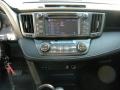 Super White - RAV4 XLE Photo No. 36