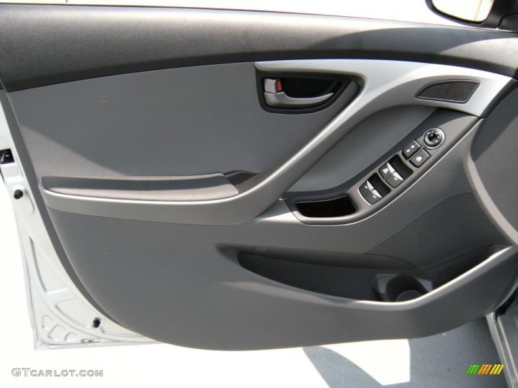 2015 Elantra SE Sedan - Symphony Silver / Gray photo #20