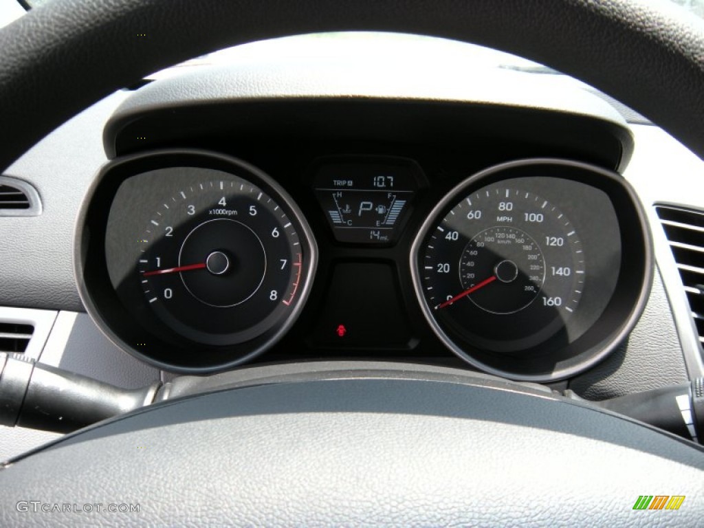 2015 Elantra SE Sedan - Symphony Silver / Gray photo #30