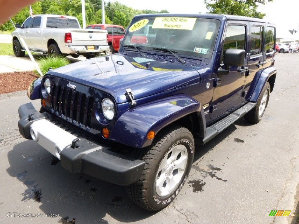 2013 Wrangler Unlimited Sahara 4x4 - True Blue Pearl / Black/Dark Saddle photo #4