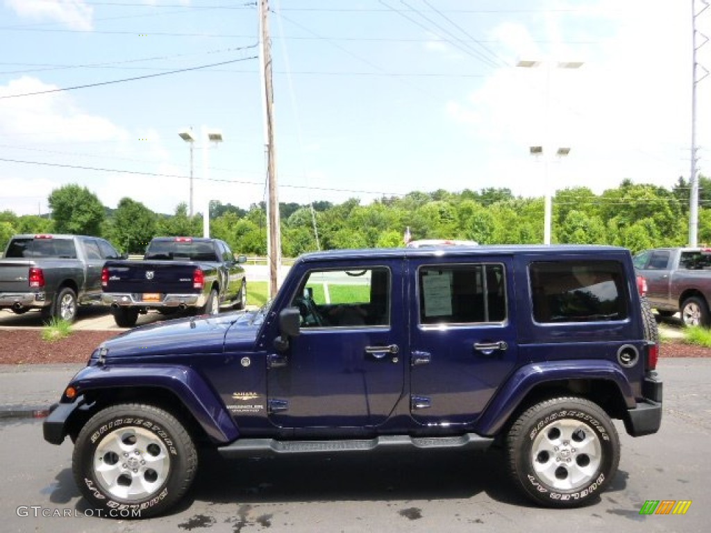 2013 Wrangler Unlimited Sahara 4x4 - True Blue Pearl / Black/Dark Saddle photo #5