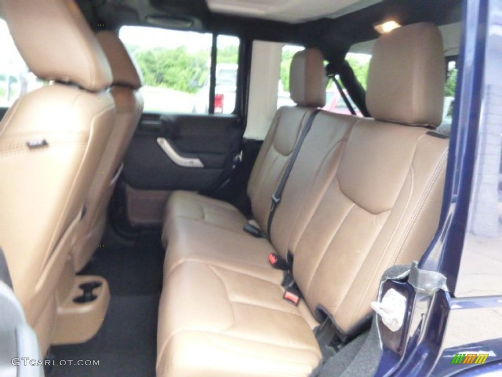 2013 Wrangler Unlimited Sahara 4x4 - True Blue Pearl / Black/Dark Saddle photo #12