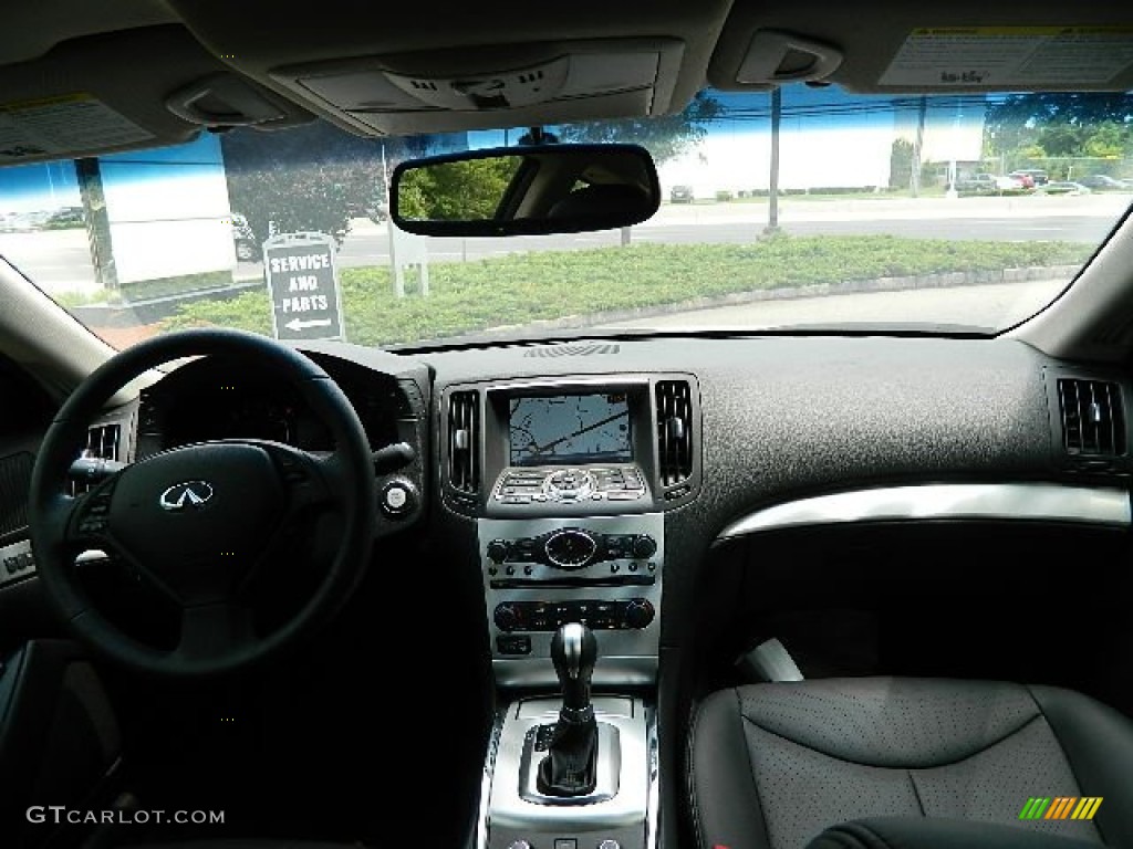 2014 Infiniti Q60 Coupe AWD Dashboard Photos