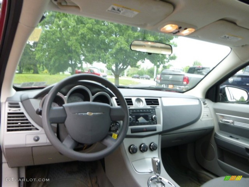 2007 Sebring Touring Sedan - Inferno Red Crystal Pearl / Dark Slate Gray/Light Slate Gray photo #14