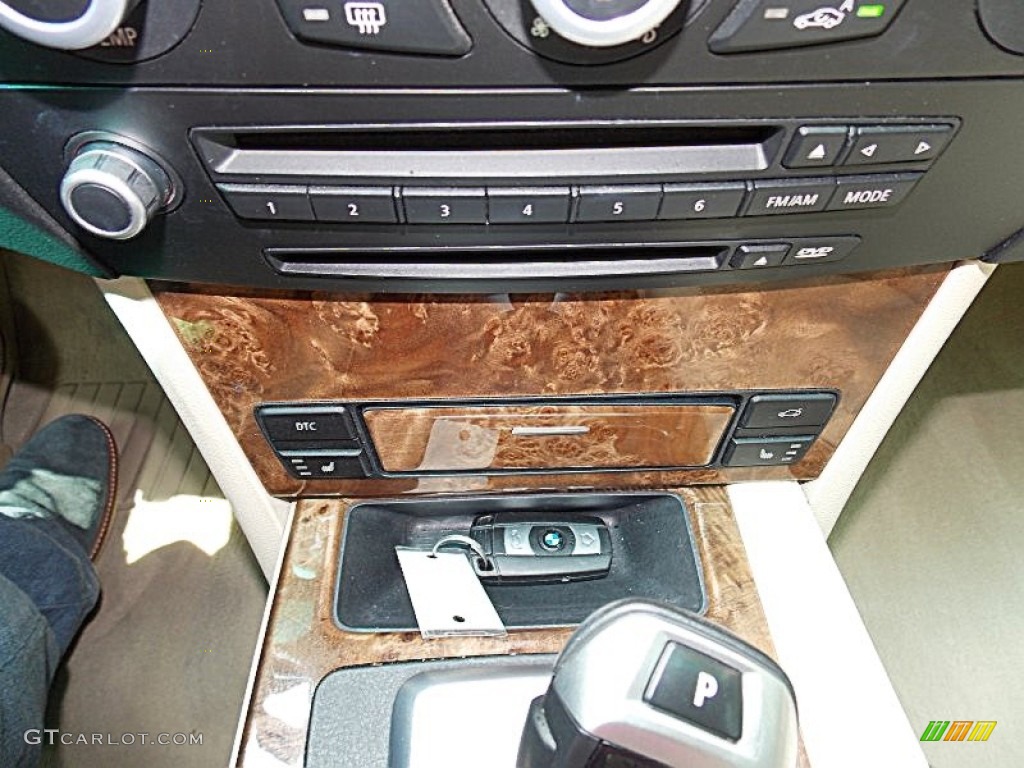2008 5 Series 535xi Sports Wagon - Platinum Bronze Metallic / Cream Beige Dakota Leather photo #35