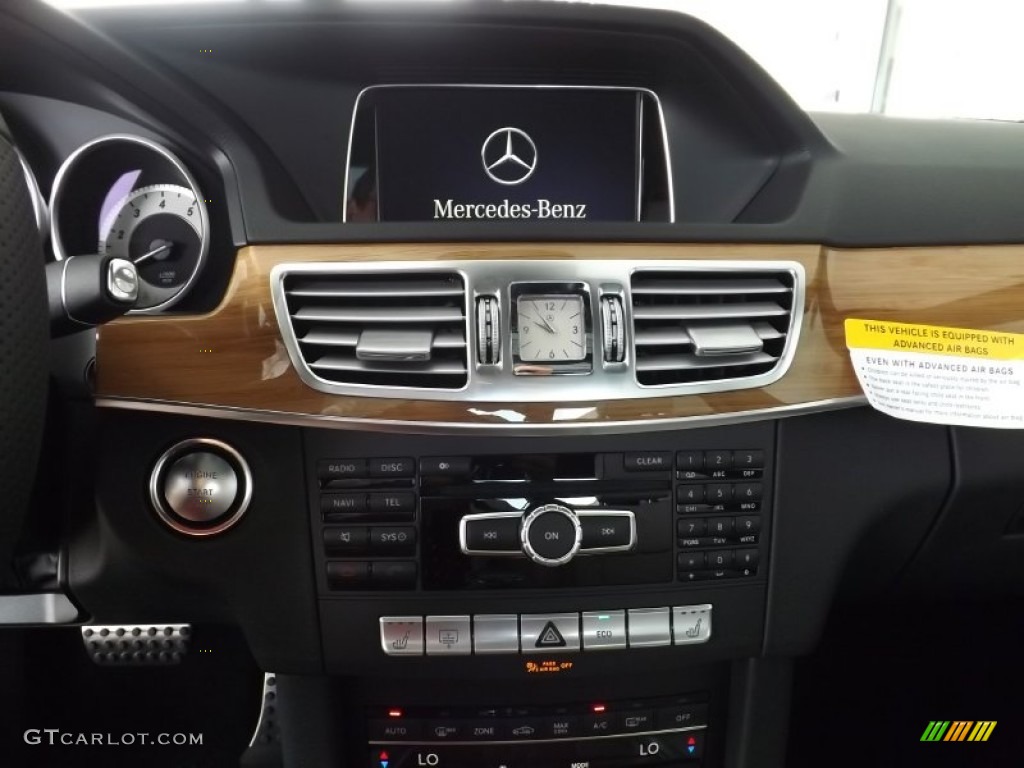 2014 Mercedes-Benz E 350 4Matic Sedan Controls Photo #95061174