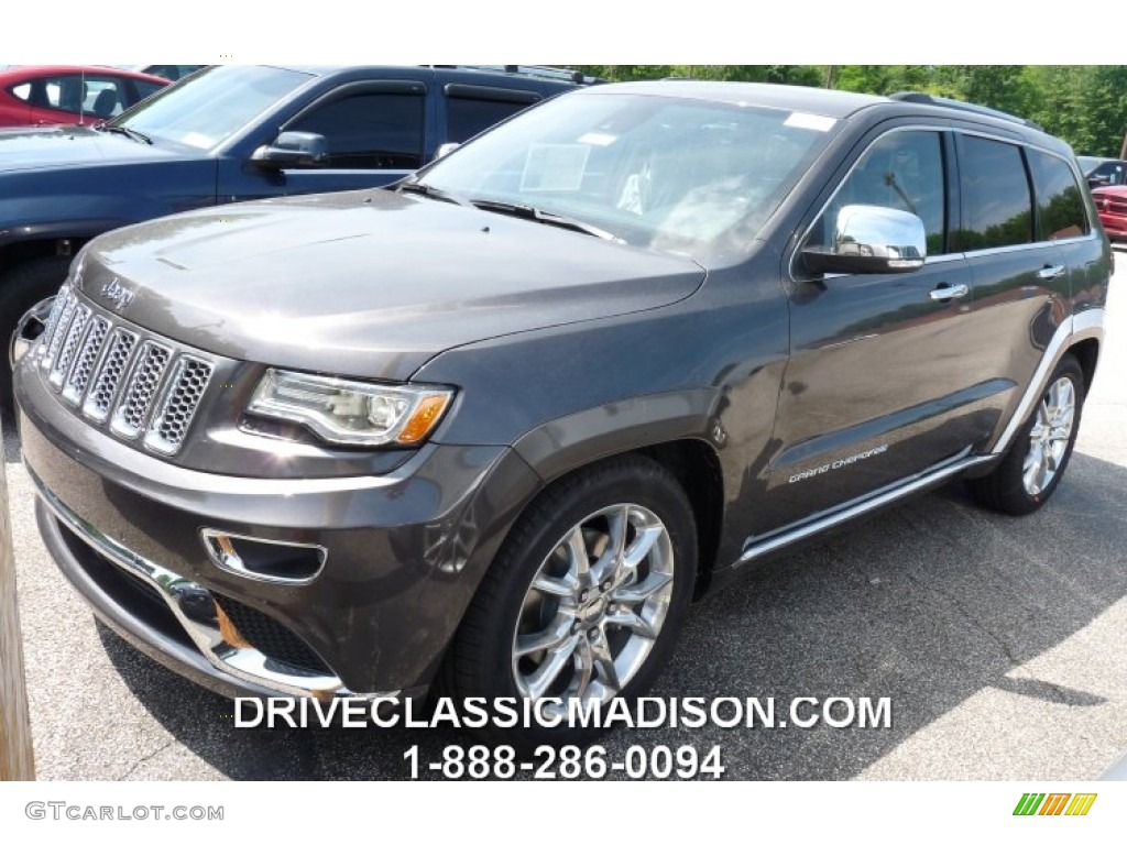 Granite Crystal Metallic Jeep Grand Cherokee