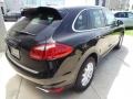 Black - Cayenne S Hybrid Photo No. 7
