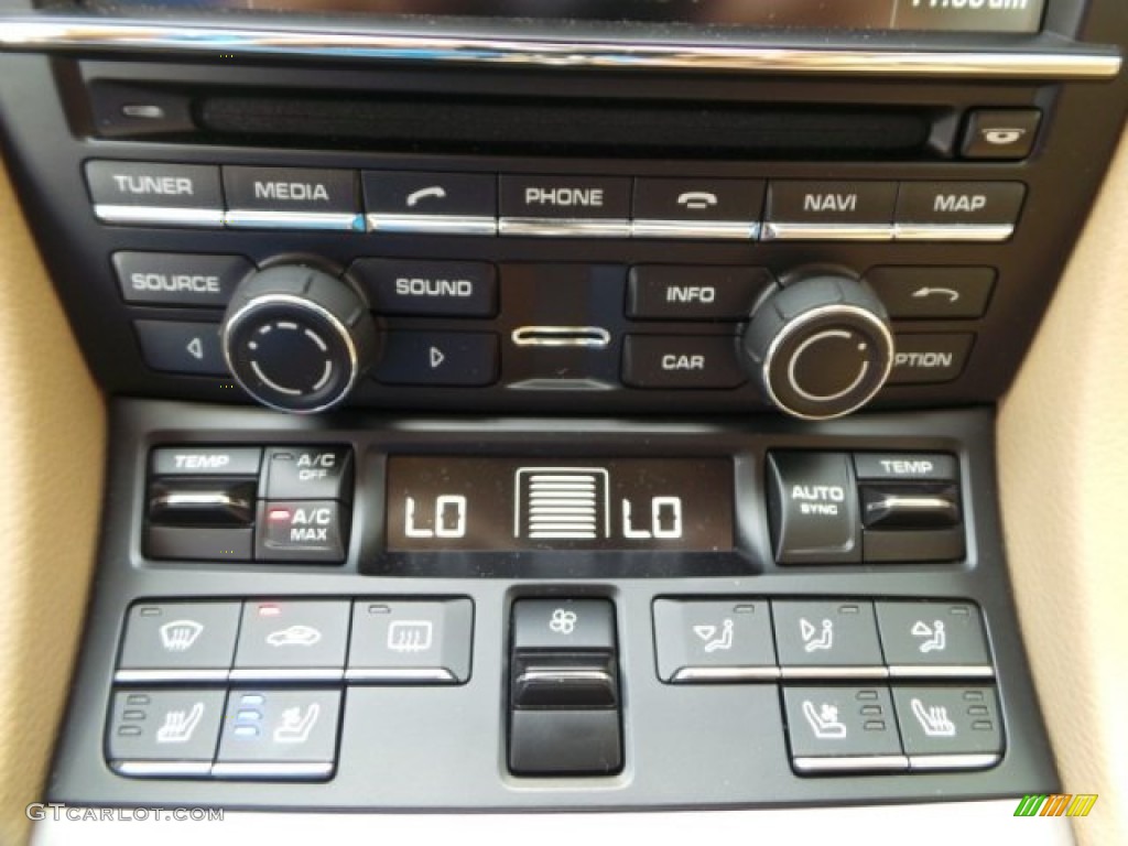 2014 Porsche Cayman S Controls Photo #95073342