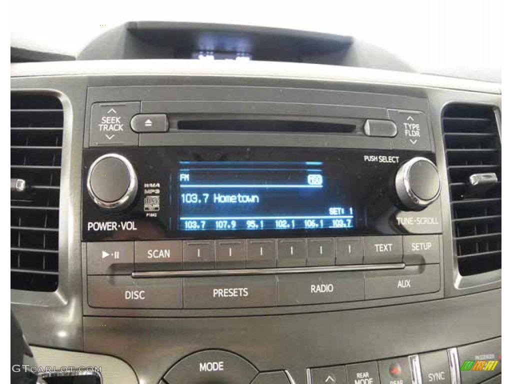 2014 Sienna LE - Silver Sky Metallic / Light Gray photo #21