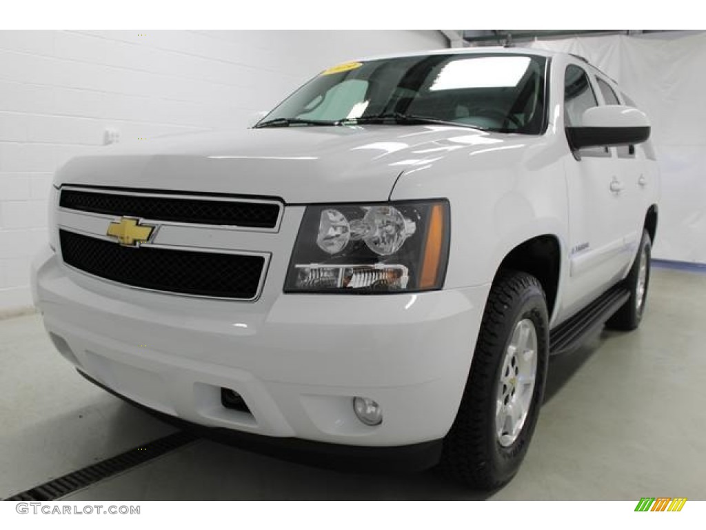 2009 Tahoe LT 4x4 - Summit White / Light Titanium photo #2