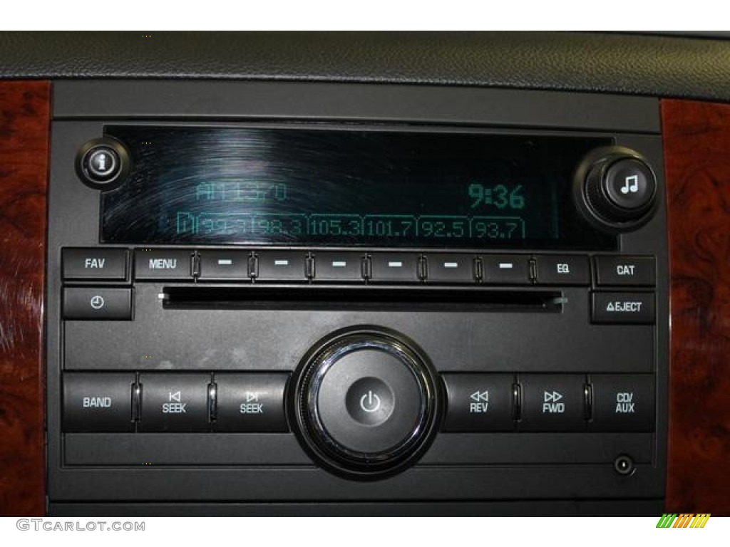 2009 Tahoe LT 4x4 - Summit White / Light Titanium photo #48