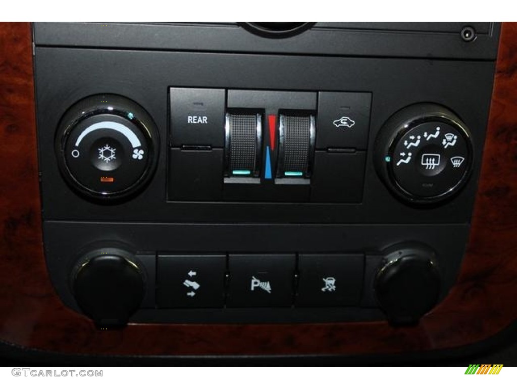 2009 Tahoe LT 4x4 - Summit White / Light Titanium photo #49