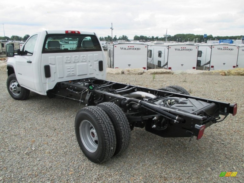 2015 GMC Sierra 3500HD Work Truck Regular Cab 4x4 Dual Rear Wheel Chassis Undercarriage Photos
