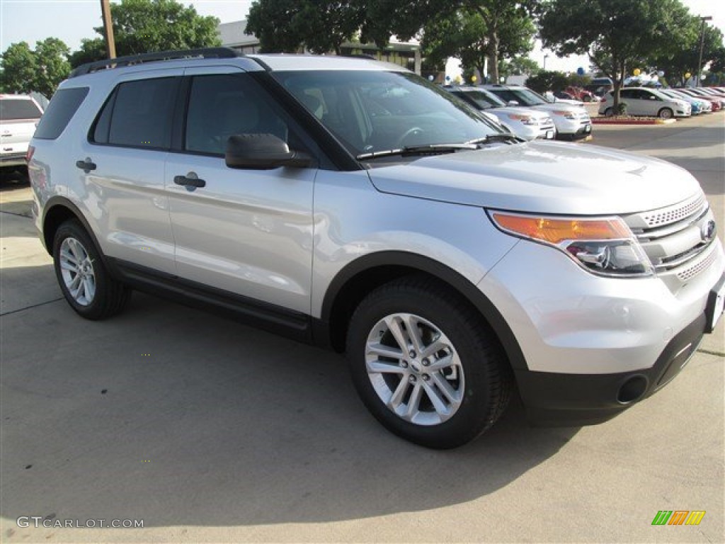 2015 Explorer FWD - Ingot Silver / Medium Light Stone photo #1