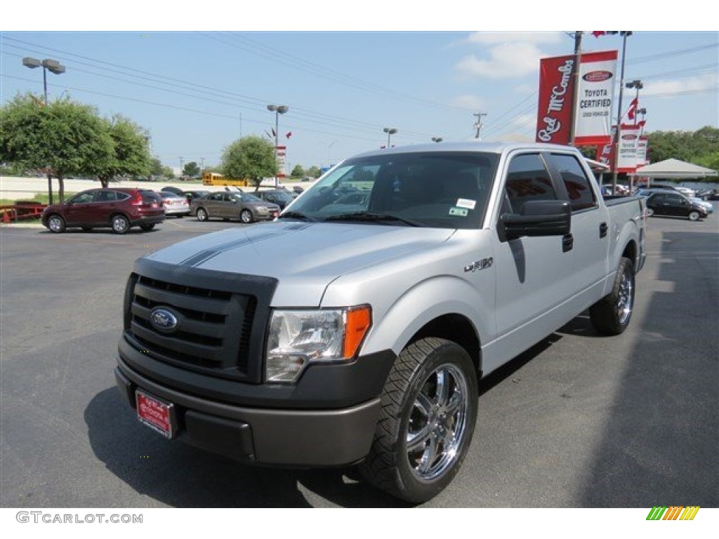 2011 F150 XL SuperCrew - Ingot Silver Metallic / Steel Gray photo #3