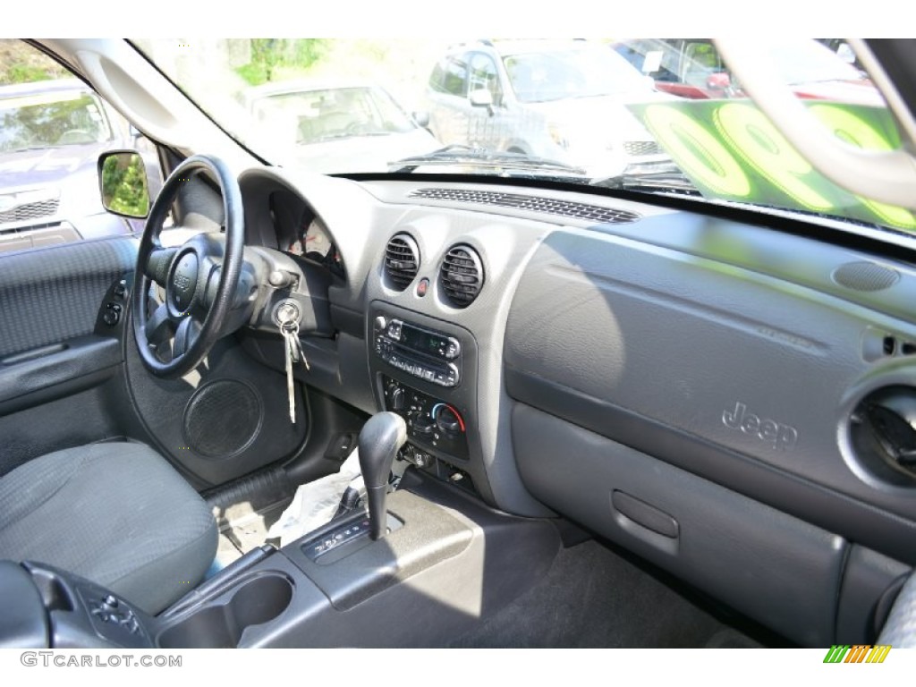 2002 Liberty Sport 4x4 - Black / Dark Slate Gray photo #9