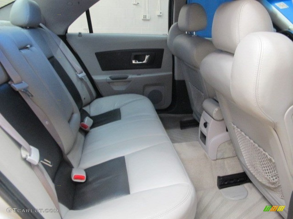 2005 CTS Sedan - Light Platinum / Light Gray/Ebony photo #21