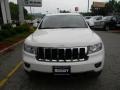 Stone White - Grand Cherokee Laredo 4x4 Photo No. 2