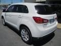 White Pearl - Outlander Sport ES Photo No. 6